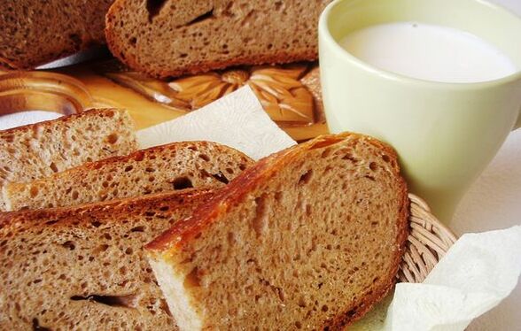 bánh mì đen với kefir như một phần của chế độ ăn kiêng của người Nhật