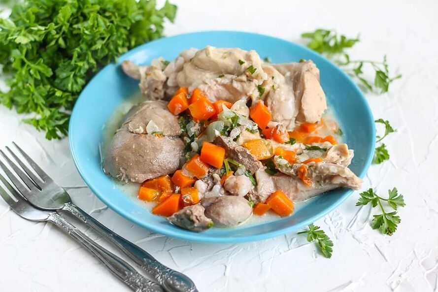 Thịt thỏ hầm bí xanh