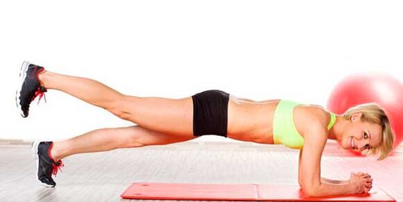 Tập thể dục Plank để giảm cân của bụng và bên